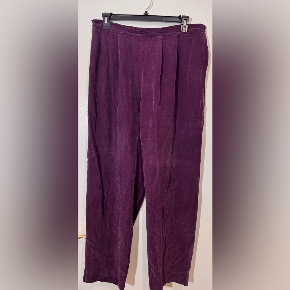 August Max Women's Pants in Deep Purple